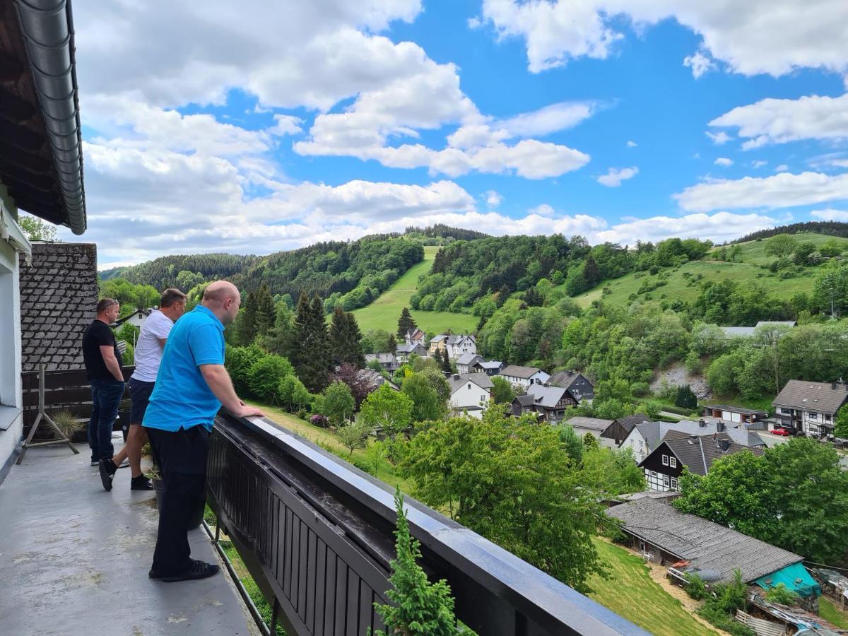 Appartamento Panoramablick Willingen Schwalefeld Esterno foto